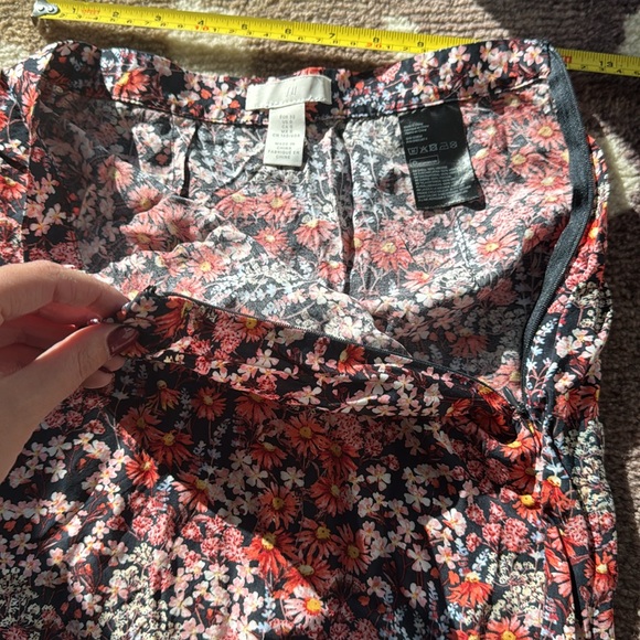 Floral Side Slit Satin Skirt - Picture 6 of 9